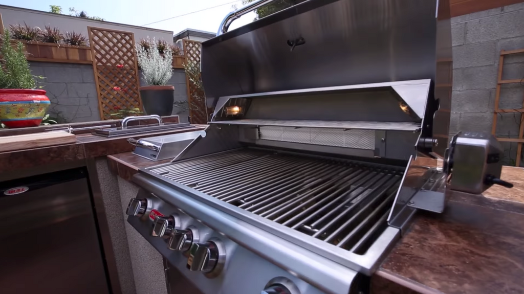 Caring and maintenance for your Bull BBQ Grill